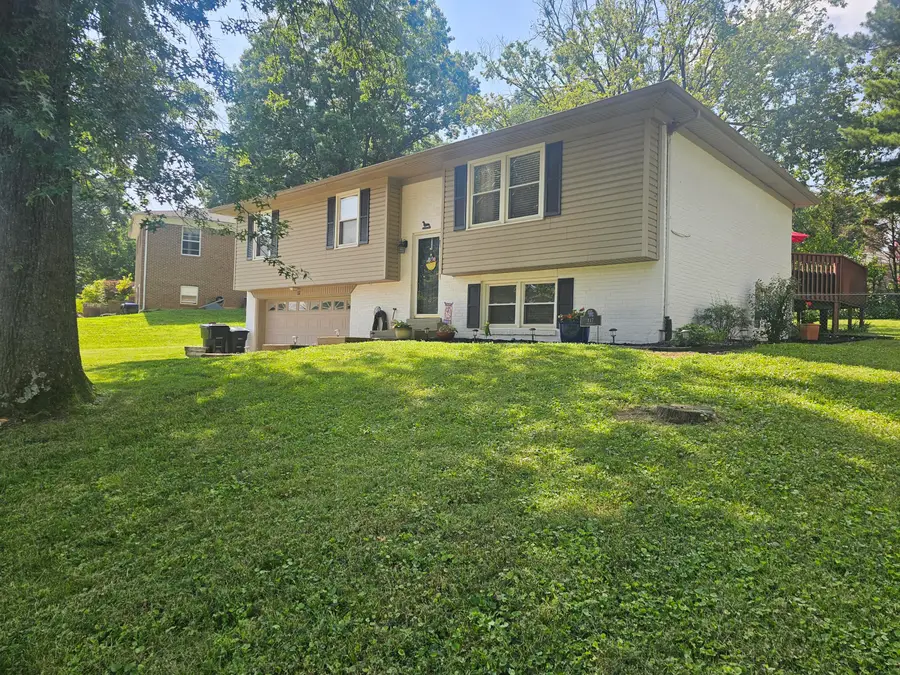 117 Oakmont Lane, Frankfort, KY 40601 - #2