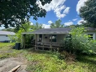 209 S Hill Street, Grayson, KY 41143 - #1