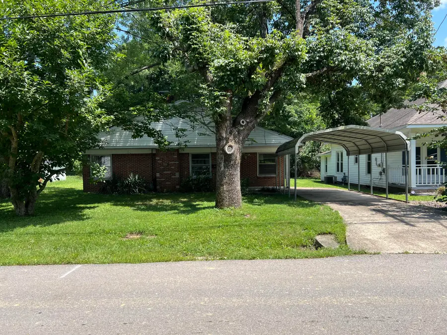 211 S 15th Street, Murray, KY 42071 - #3