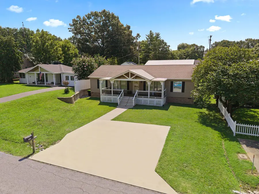 1431 Lake Barkley Drive, Kuttawa, KY 42055 - #2