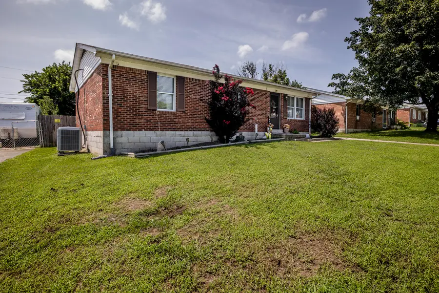 507 Foxwood Drive, Nicholasville, KY 40356 - #2