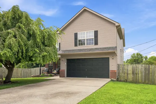 404 E Ridge Drive, Nicholasville, KY 40356