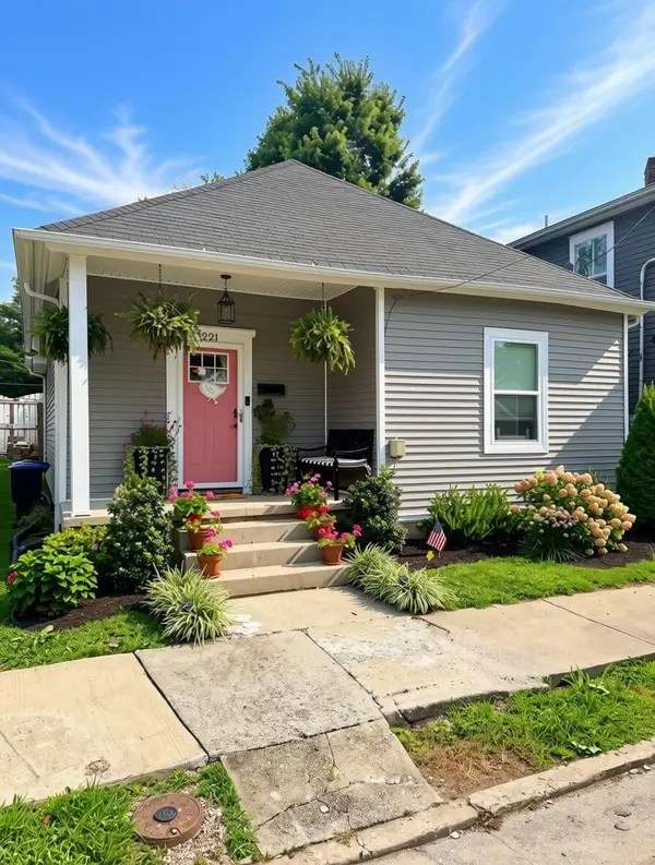 221 Murray Street, Frankfort, KY 40601