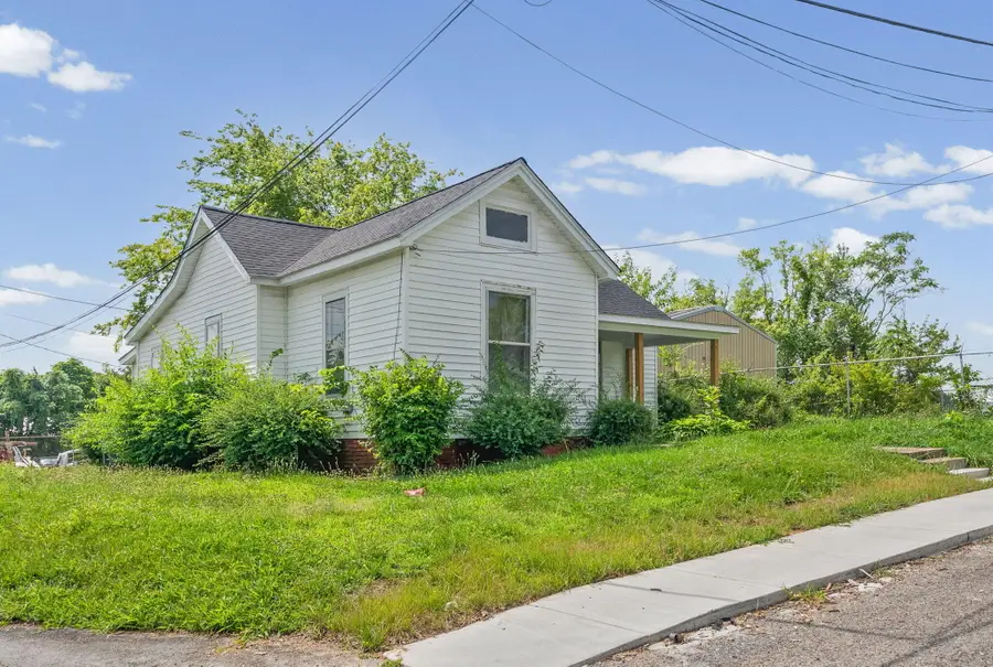 114 S Clay Street, Hopkinsville, KY 42240 - #2