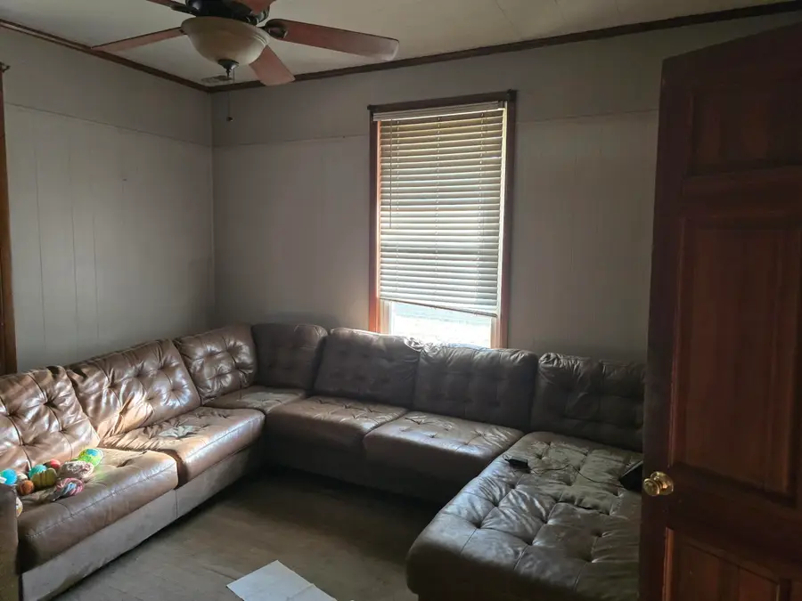 212 Michigan Avenue, Monticello, KY 42633 - #2