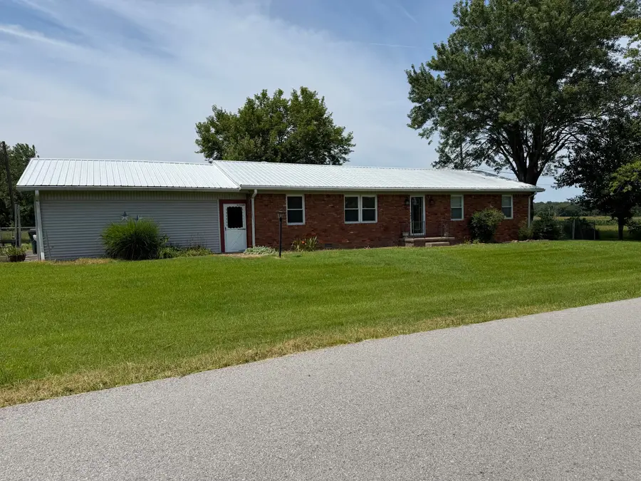 421 Lewis Road, Crofton, KY 42217 - #2