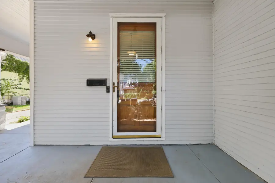 136 E Broadway Avenue, Richmond, KY 40475 - #3