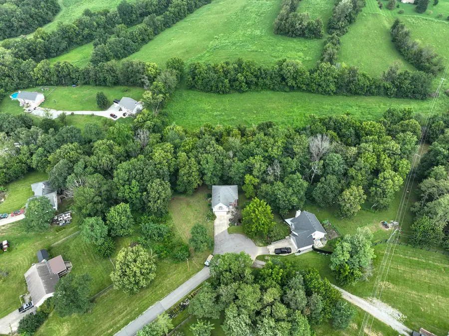 130 Indian Springs Court, Lancaster, KY 40444 - #2