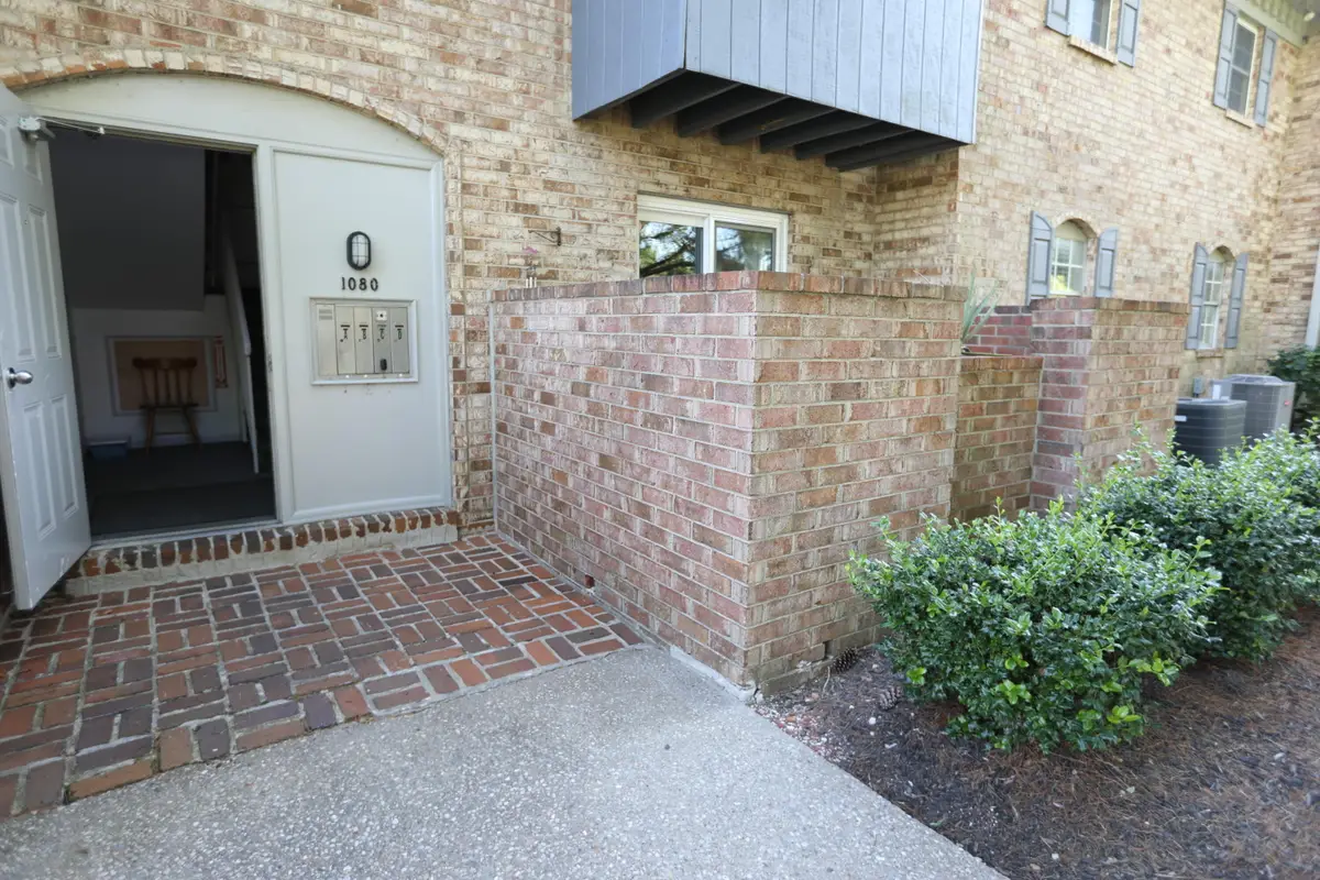 1080 Armstrong Mill Road #A, Lexington, KY 40517 - #1