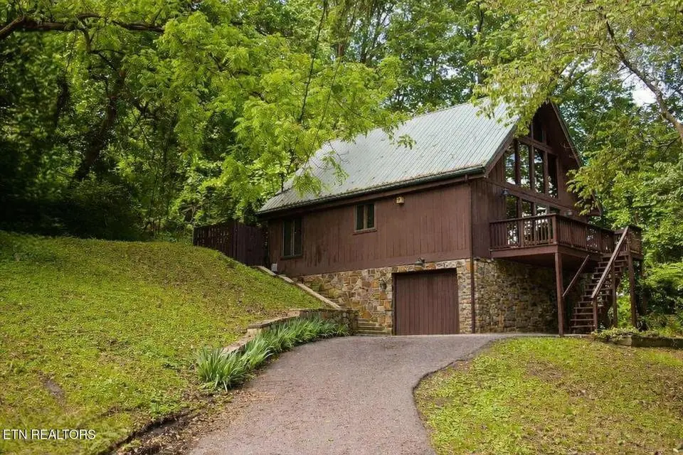 515 Englewood Road, Middlesboro, KY 40965 - #1