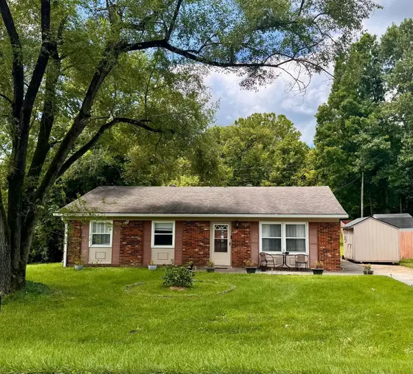33 Meadowbrook Drive, Frankfort, KY 40601