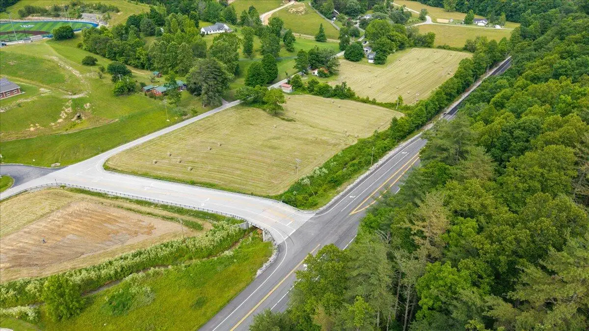 964 Campton-baptist Road, Campton, KY 41301 - #1