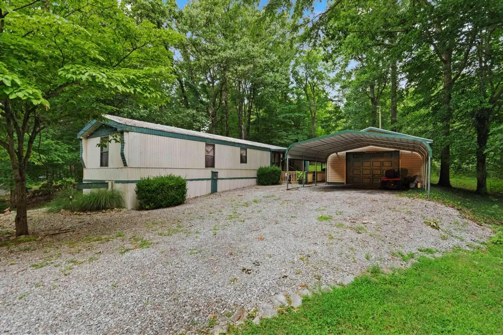 987 Rockcastle Lakeshore Drive, Cadiz, KY 42211 - #1