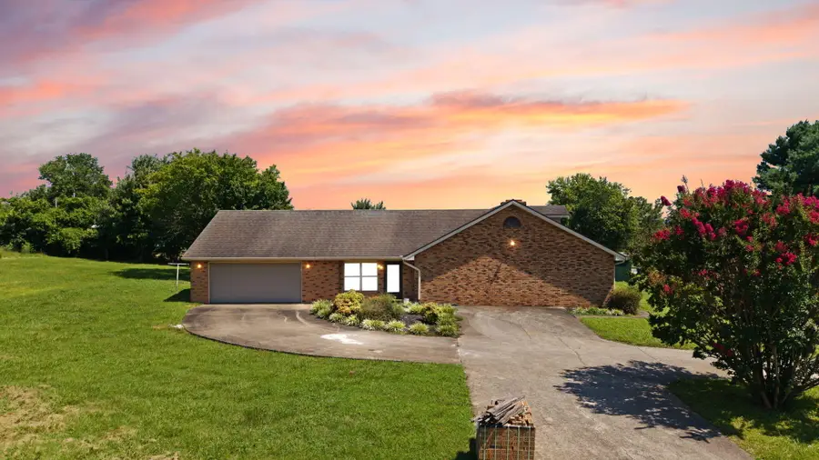 172 Walden Lane, Bronston, KY 42518 - #2