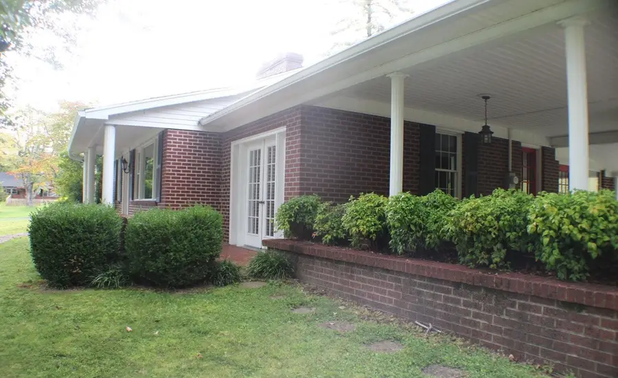 113 Hollywood Drive, Middlesboro, KY 40965 - #3