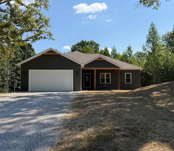 353 Kings Ridge Court, Eddyville, KY 42038