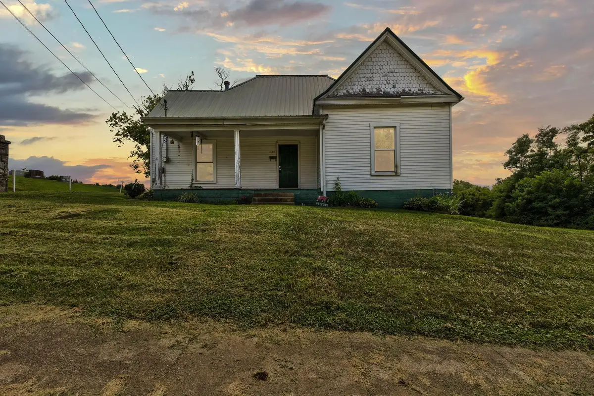 534 E Locust Street, Mount Sterling, KY 40353 - #1
