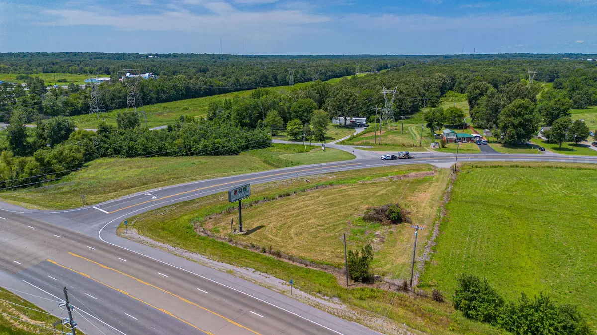 2710 Husband Road, Paducah, KY 42003 - #1