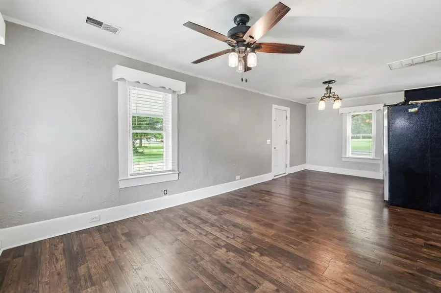 1233 Ridgeway Street, Mayfield, KY 42066 - #2