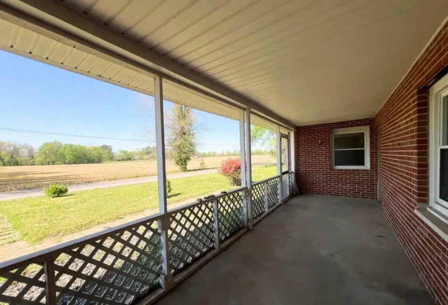 110 W Pierson Street, Fredonia, KY 42411 - #2