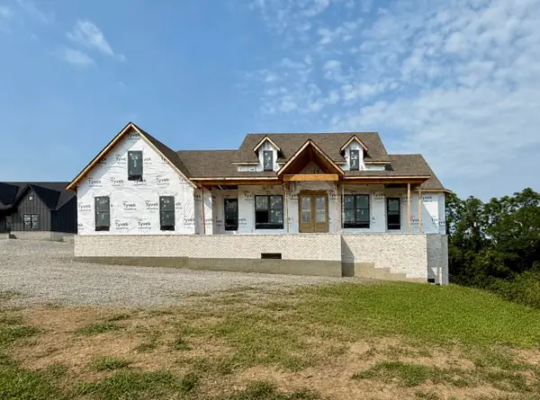 2012 West Court, Richmond, KY 40475