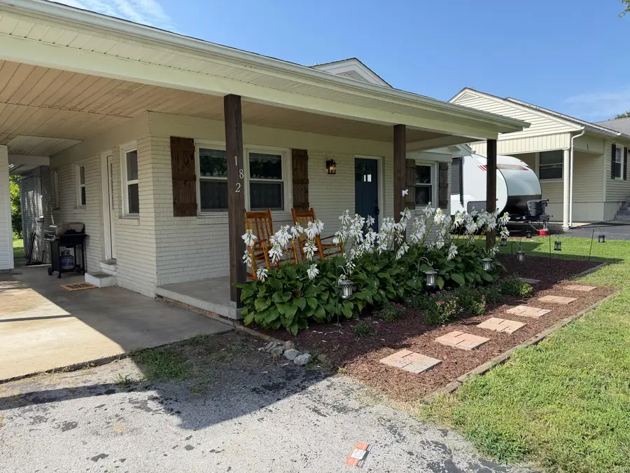 182 W Erskine Drive, Danville, KY 40422 - #3