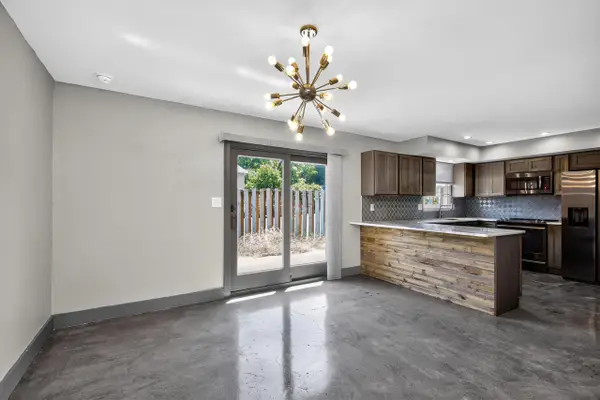 3122 Kirklevington Drive, Lexington, KY 40517