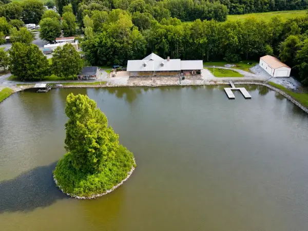 300 Scillion Drive, Calvert City, KY 42029