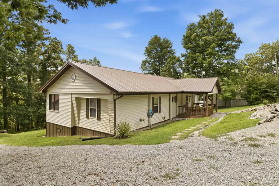 75 Lakeshore Drive, Nancy, KY 42544 - #2