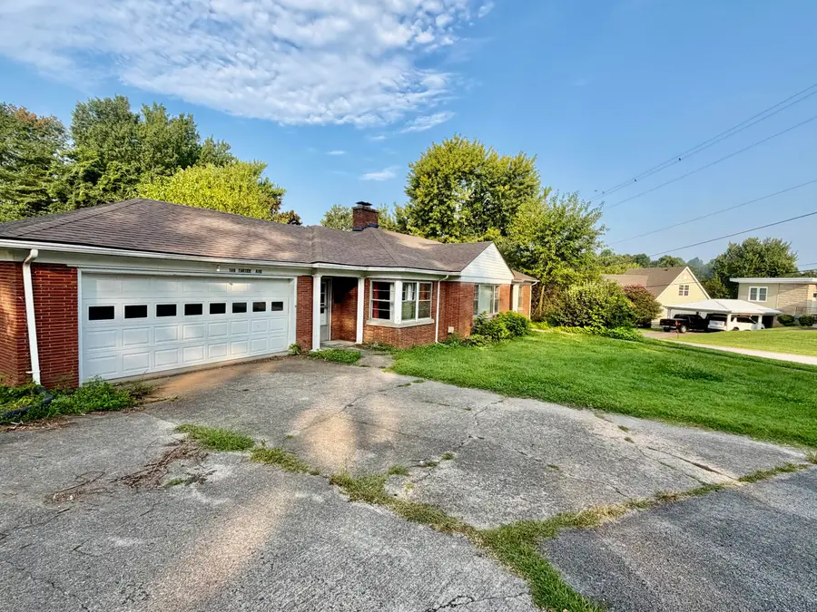 108 Tarter Avenue, Somerset, KY 42503 - #3