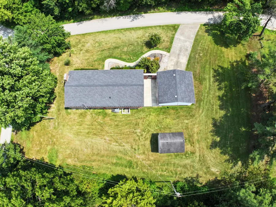 670 Racetrack Road, Irvine, KY 40336 - #3