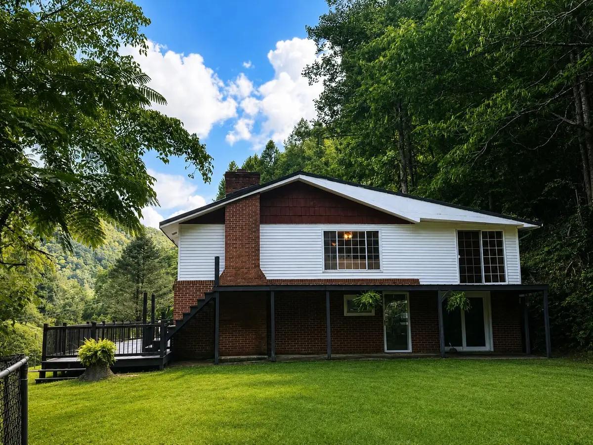 497 Bee Hive Rd Road, Slemp, KY 41763 - #1