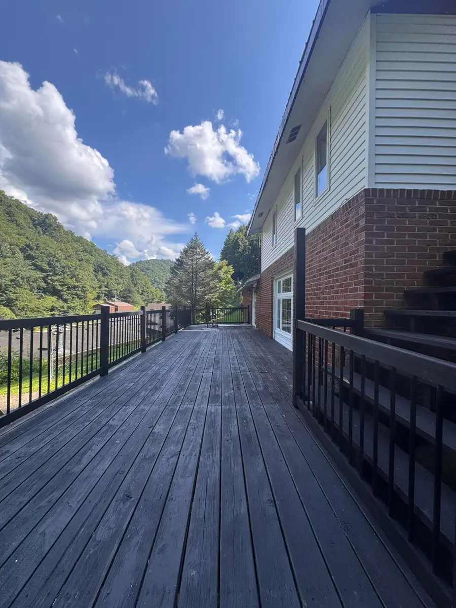 497 Bee Hive Rd Road, Slemp, KY 41763 - #2