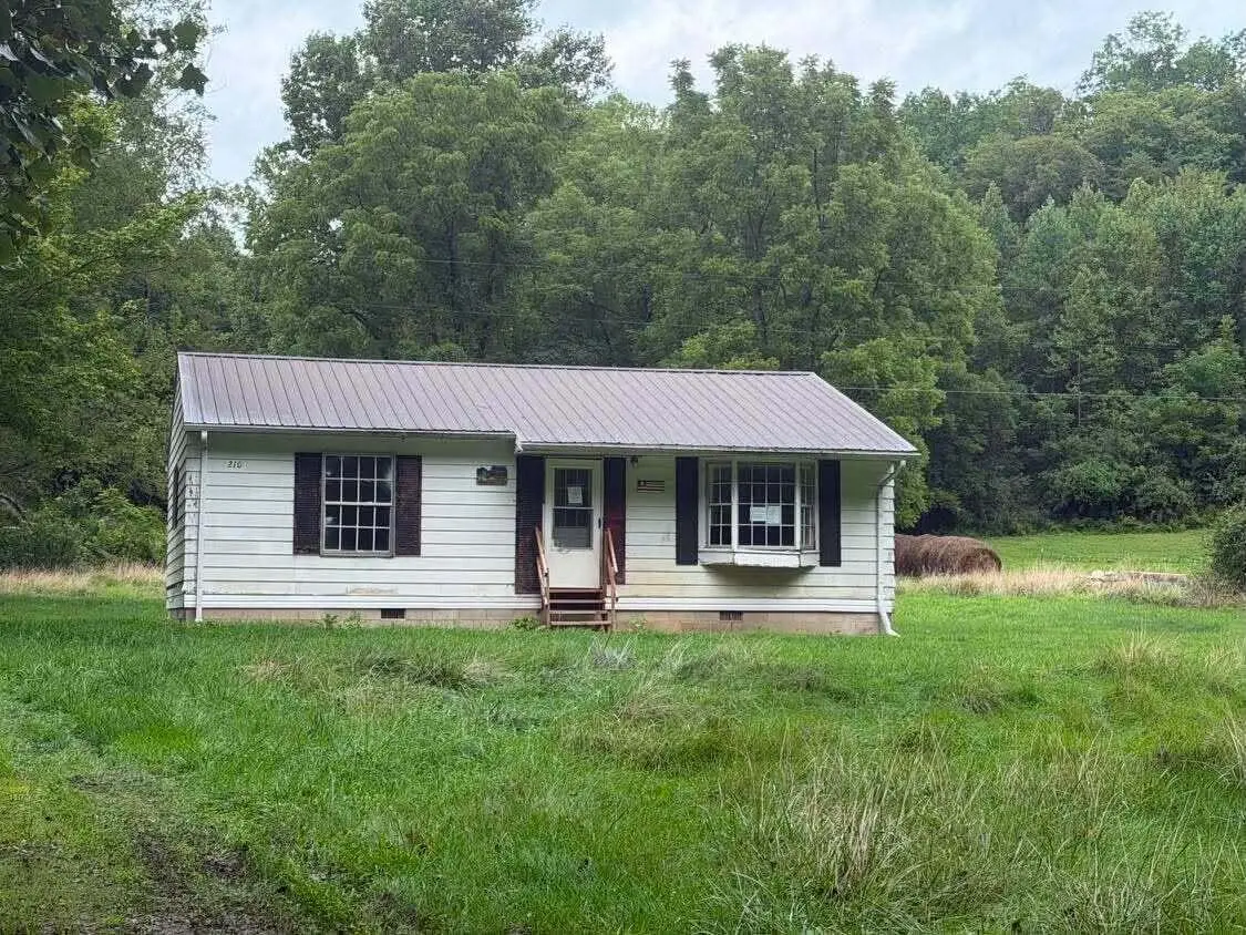 210 Fannin-roscoe Road, Sandy Hook, KY 41171 - #1