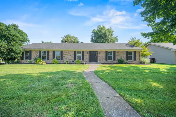 201 Dove Park, Versailles, KY 40383