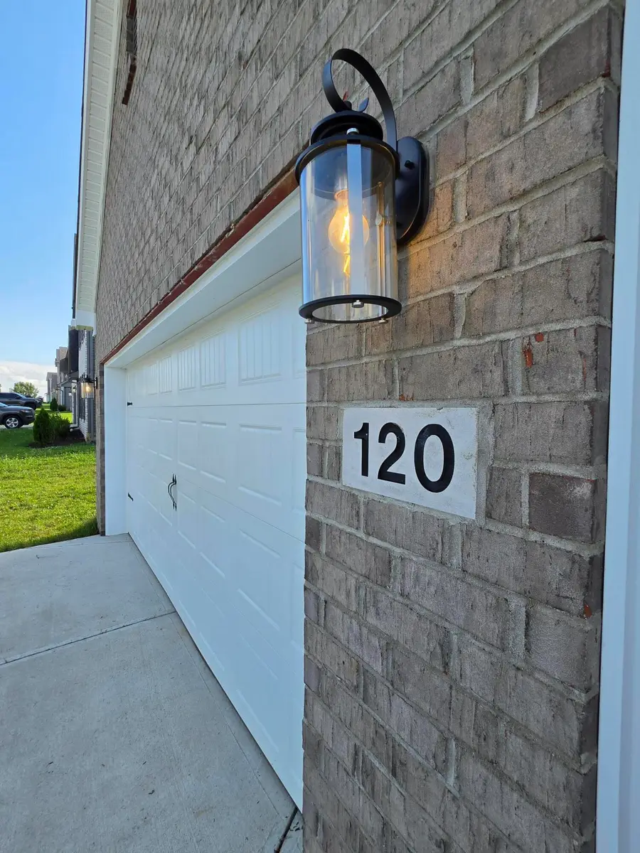 120 Linzi Way, Paris, KY 40361 - #2
