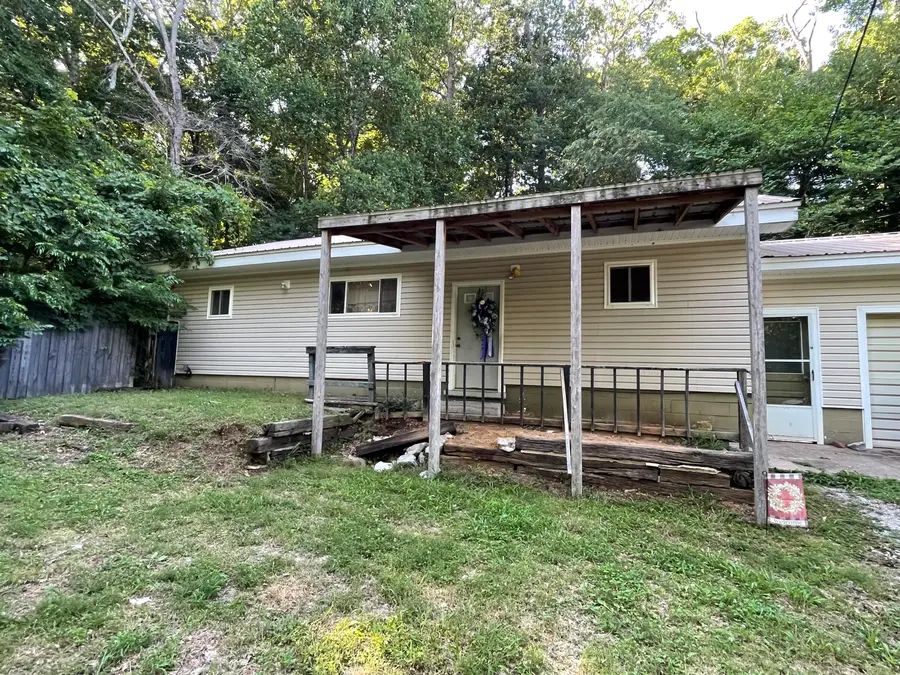 1205 Rockcastle Lakeshore Drive, Cadiz, KY 42211 - #2