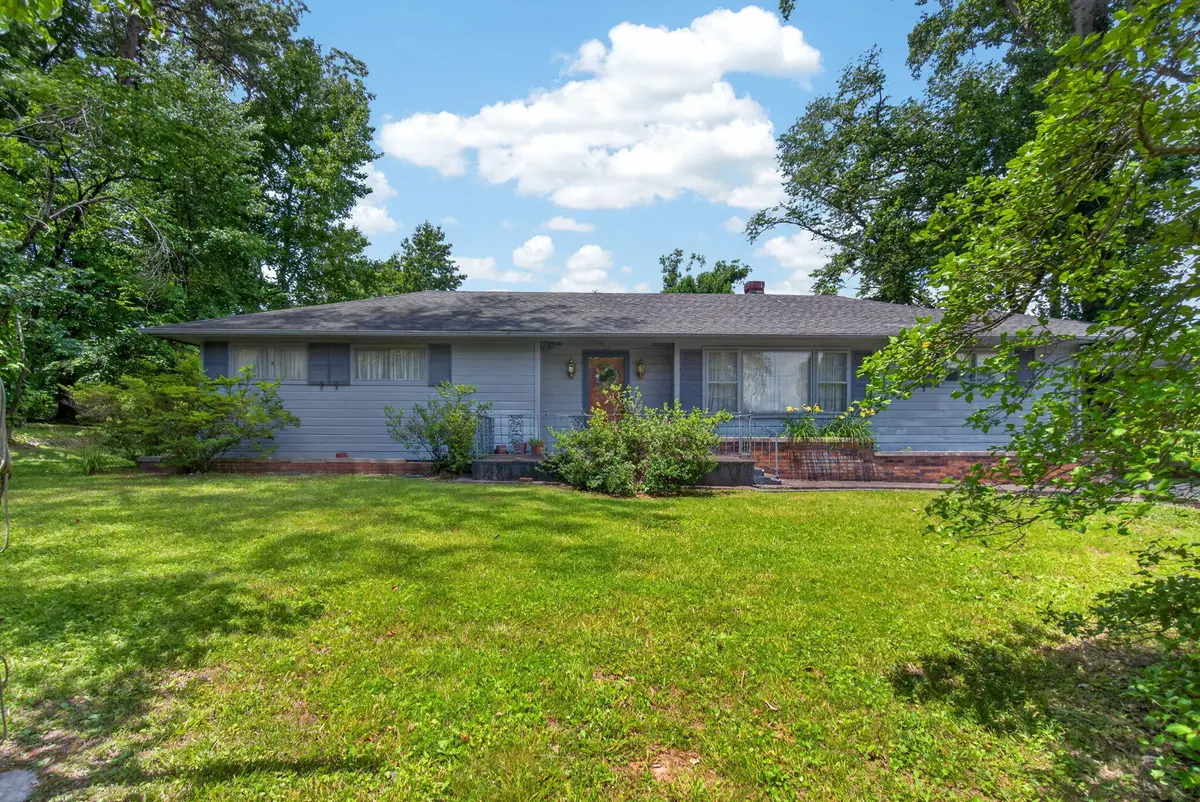 120 Pineview Drive, Albany, KY 42602 - #1