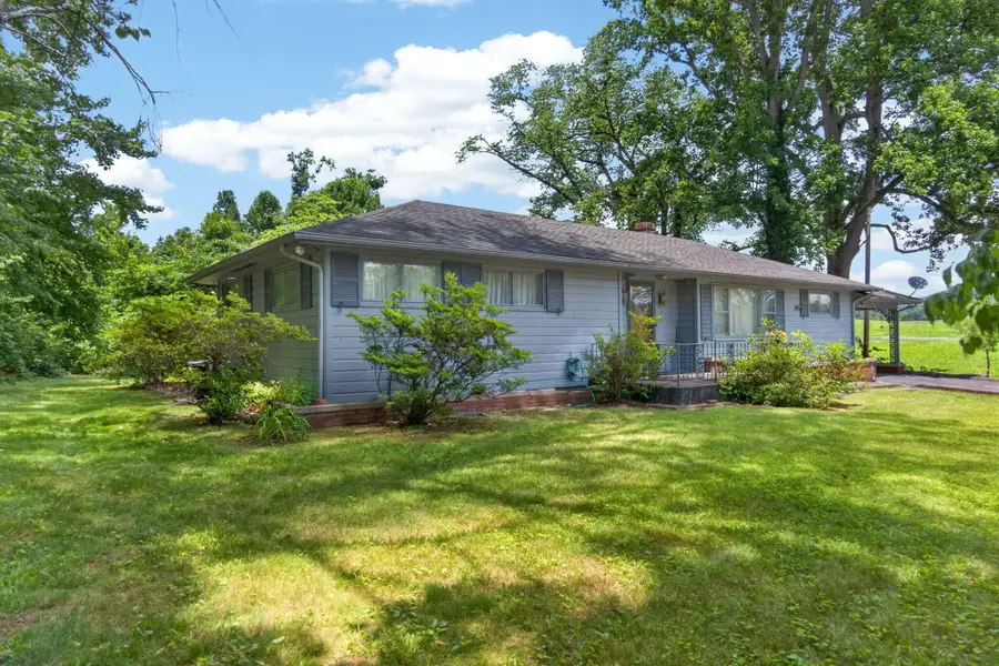 120 Pineview Drive, Albany, KY 42602 - #2