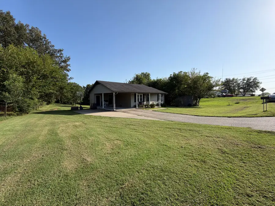 1005 Varmintrace Road, Princeton, KY 42445 - #2