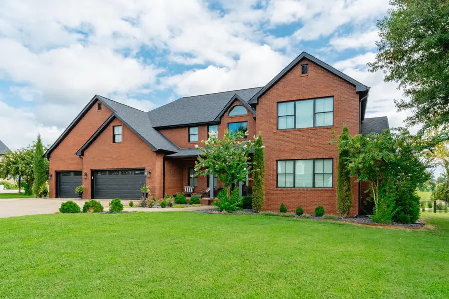 409 Holly Lane, Princeton, KY 42445 - #2