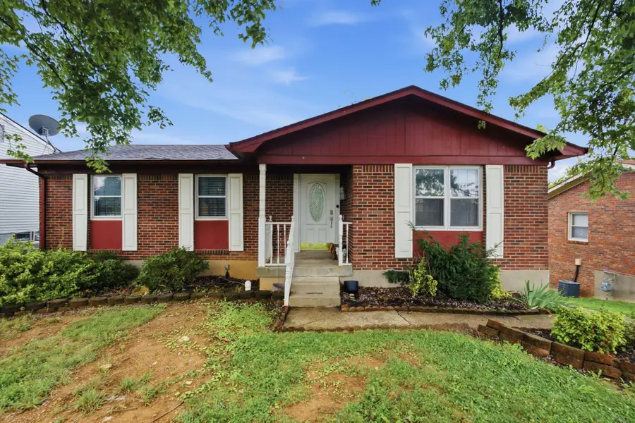 9906 Chapel Hill Road, Louisville, KY 40229 - #2
