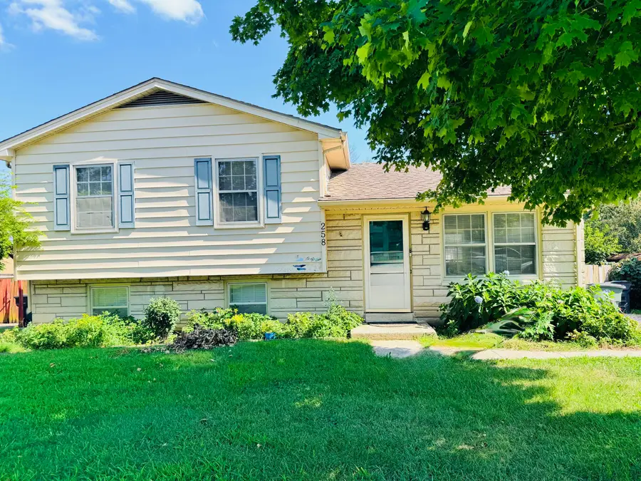 258 S Eagle Creek Drive, Lexington, KY 40515 - #2
