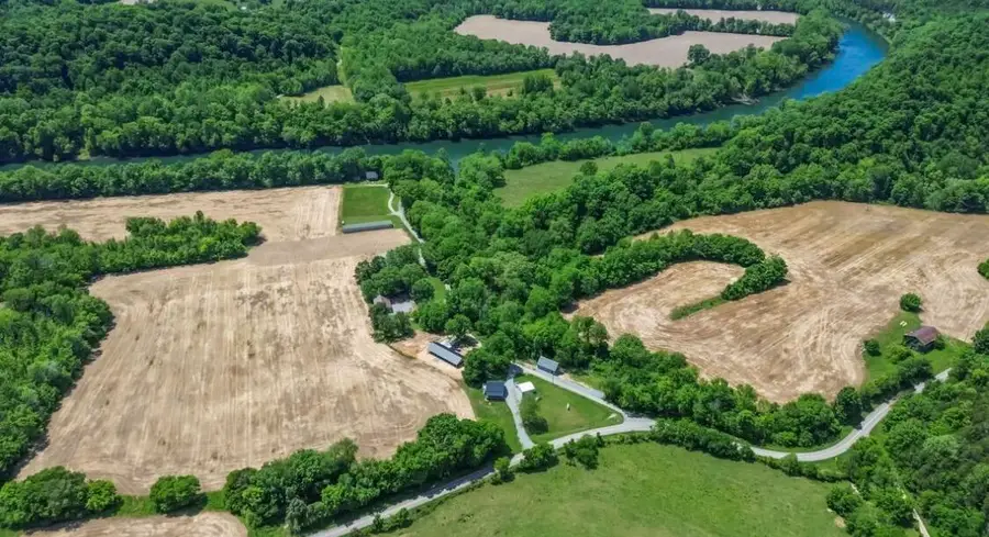 8239  S Highway 379, Jamestown, KY 42629 - #2