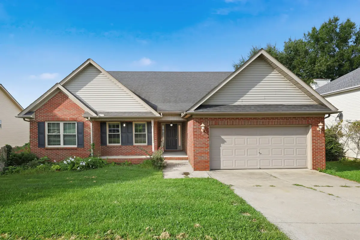 324 Mason Springs Drive, Nicholasville, KY 40356 - #1