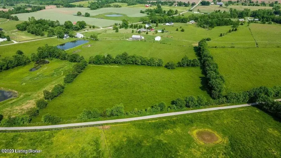 5 Bohannon Road, Pleasureville, KY 40057 - #2