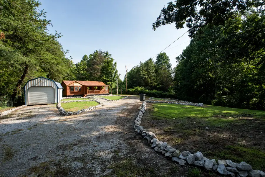 138 Cr-1901, Breeding, KY 42715 - #2