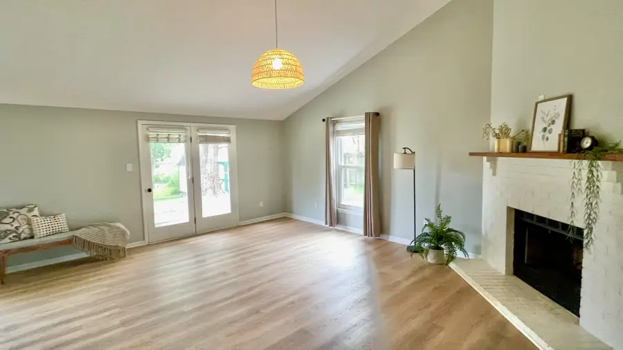 209 Hutchins Drive, Georgetown, KY 40324 - #3