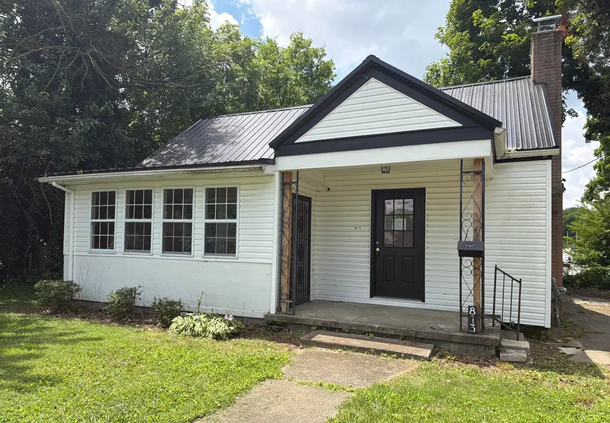 813 Stanley Street, Hopkinsville, KY 42240 - #1