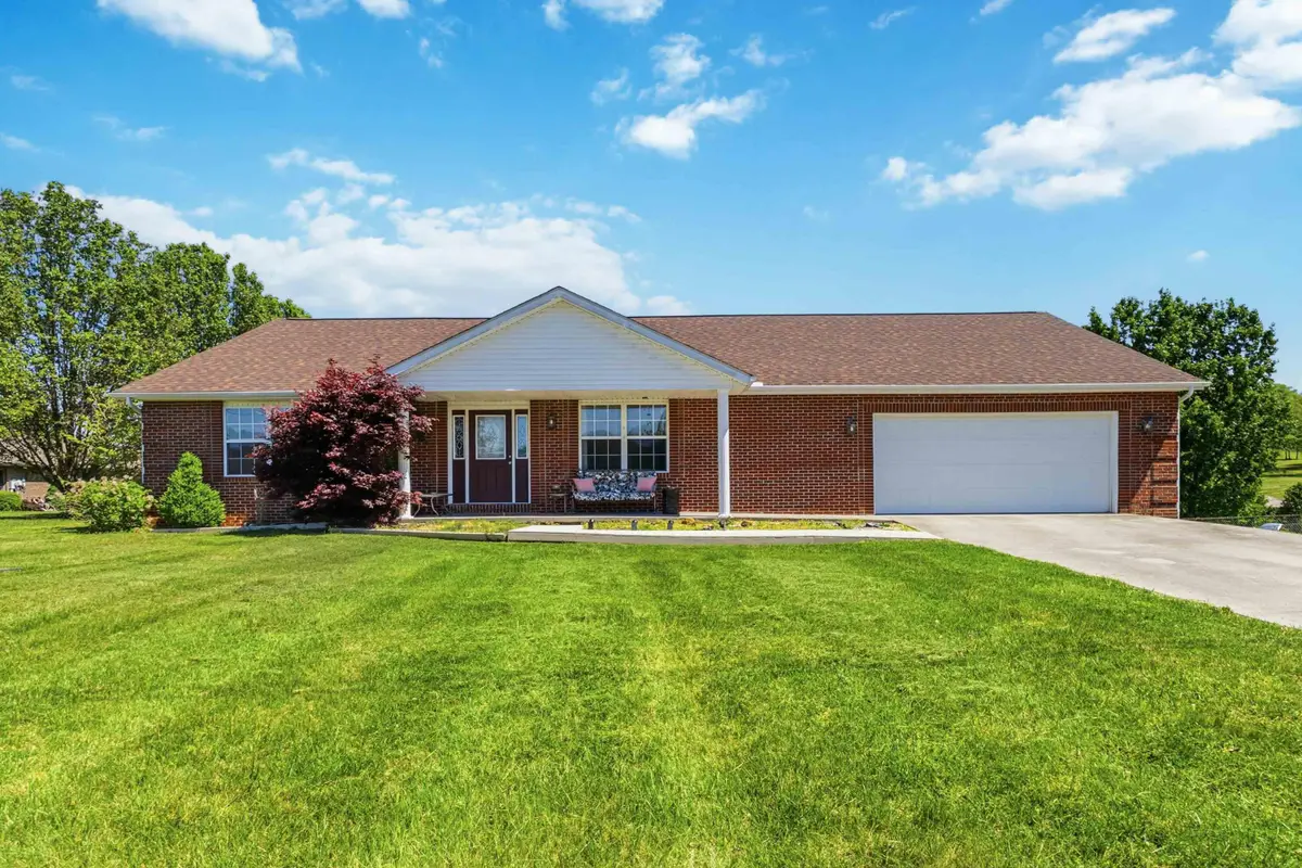 135 Country Acres Drive, Somerset, KY 42503 - #1